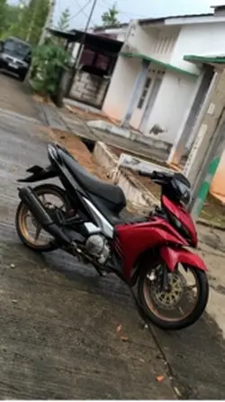 bulan madu di awan