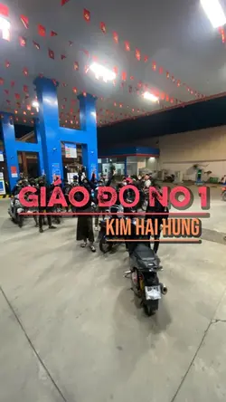Giáo Đỏ Alo Chan