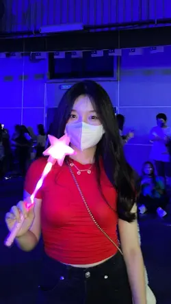 3pics 15080935
