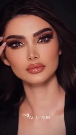 Makeup Artis