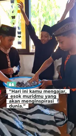 Hari ini mengajar