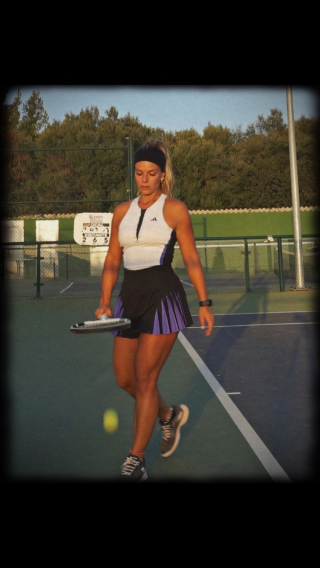 Tennis modèle 