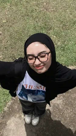 Cintaku bertepuk