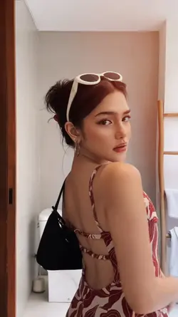 Punya pacar tetangga