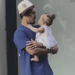 papa dali Dan kamari
