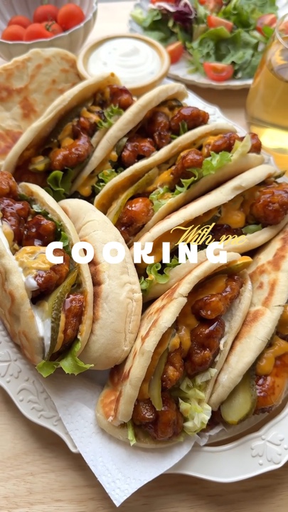 COOKING WITH ME