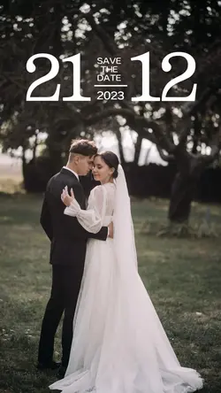 Beautiful in white 🧡