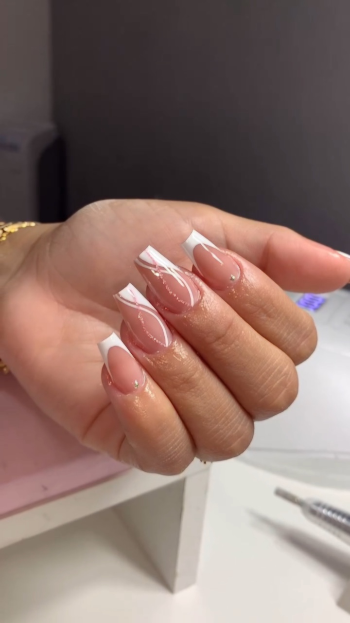 ONGLES 