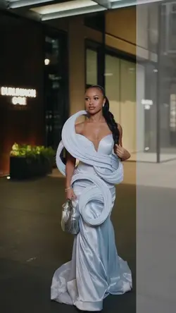 MODEL FASHION 