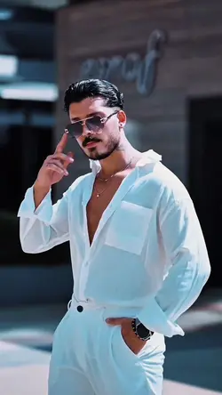 MAN MODEL —🤍⚡️