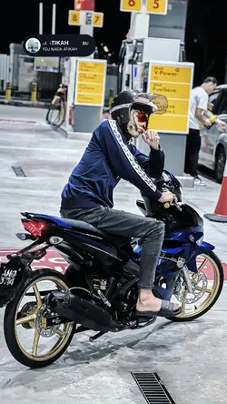 dj sakit pinggang