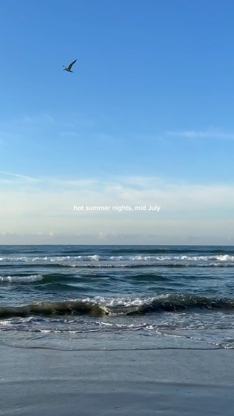 炎热的夏夜