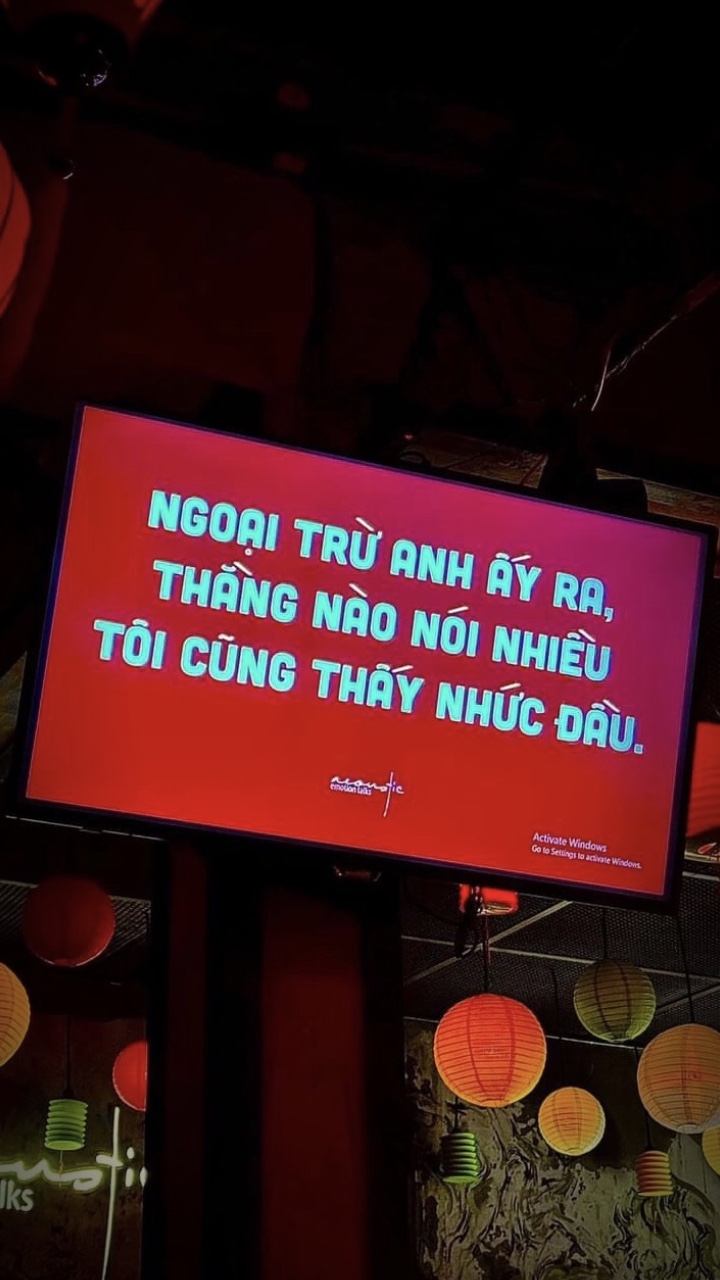 NGOẠI TRỪ ANH ẤY RA 