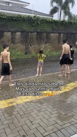 Brincando na chuva 