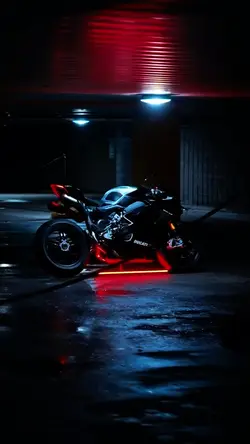 Ducati/ Moto