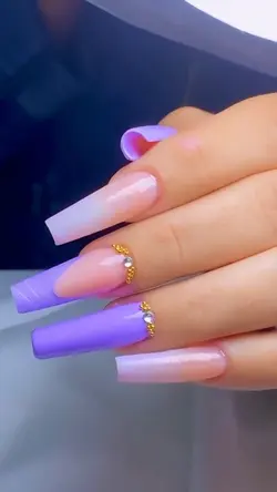 TRANSITION NAILS 