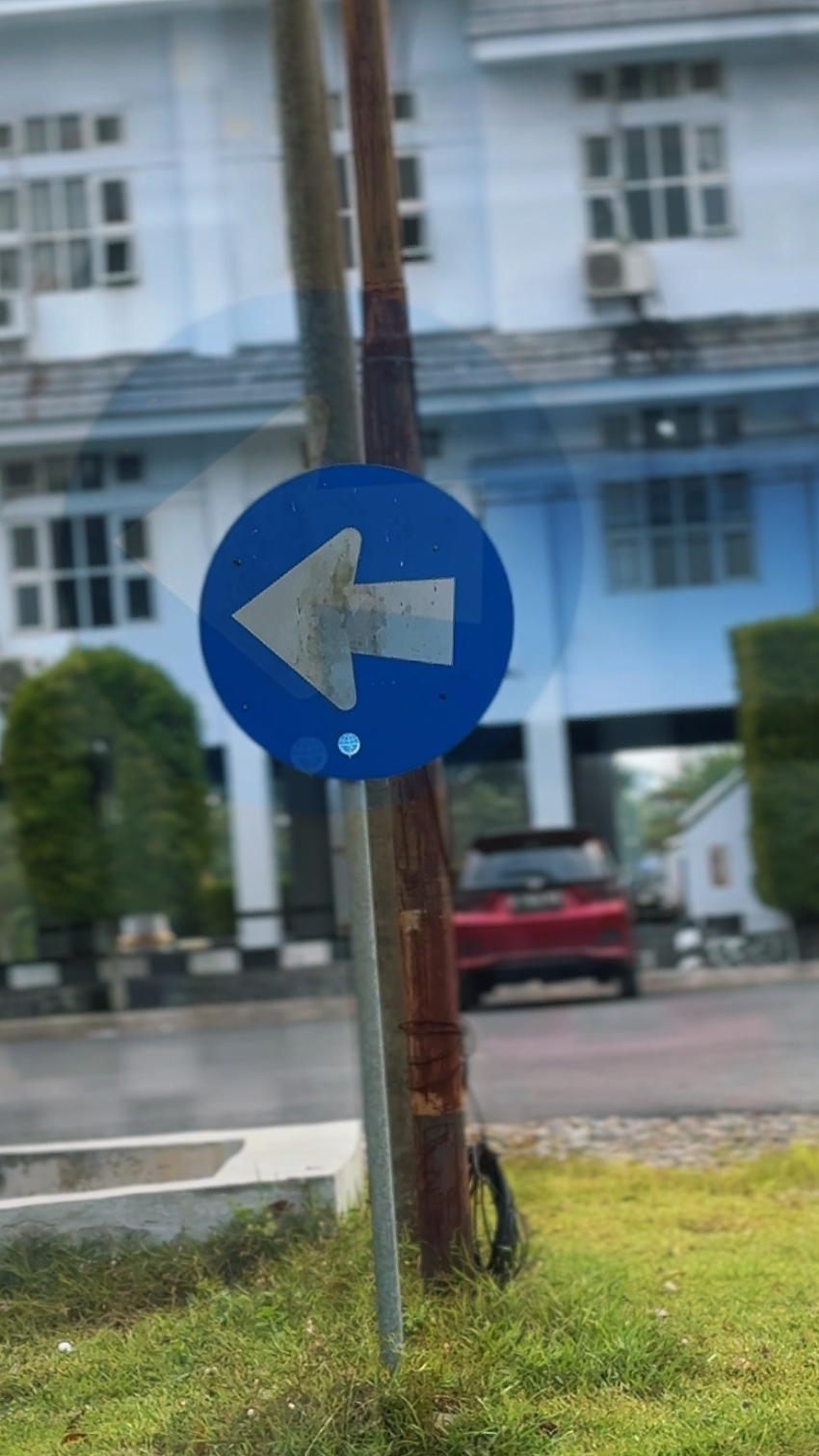 anggok²geleng-geleng
