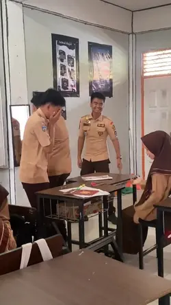 random video kelas