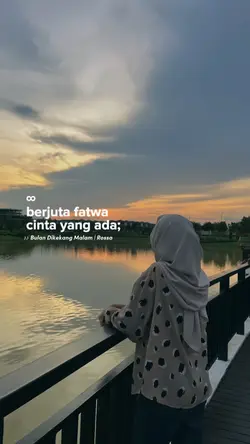 Bulan Dikekang Malam