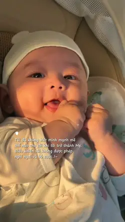 Slowmotion Em Bé