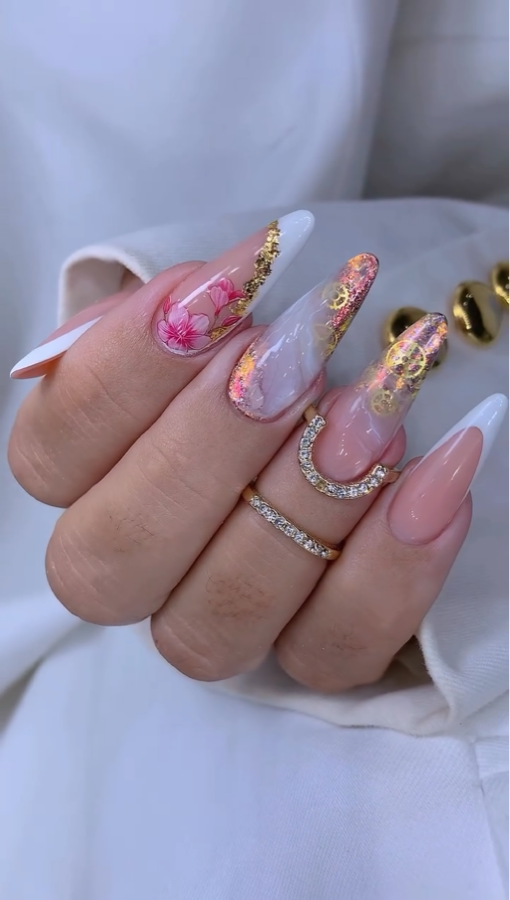 UÑAS