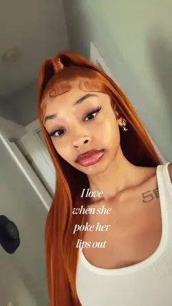 I love when she poke