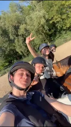 Le club équestre >>>