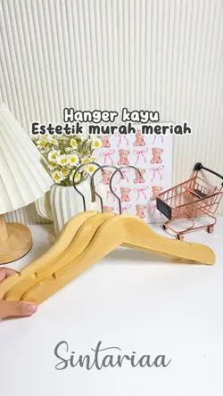 Review hanger kayu