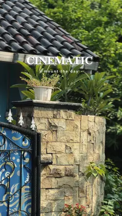 KISS ME ON THE MOUNT