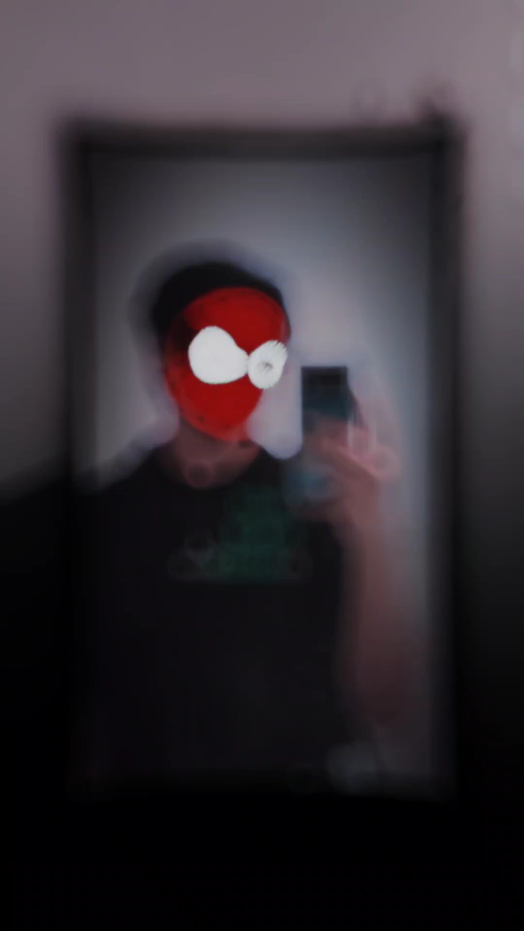 بعيد عن فيك 