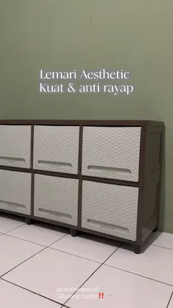 Lemari plastik