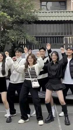 Nhảy AI bắt nhạc đấy