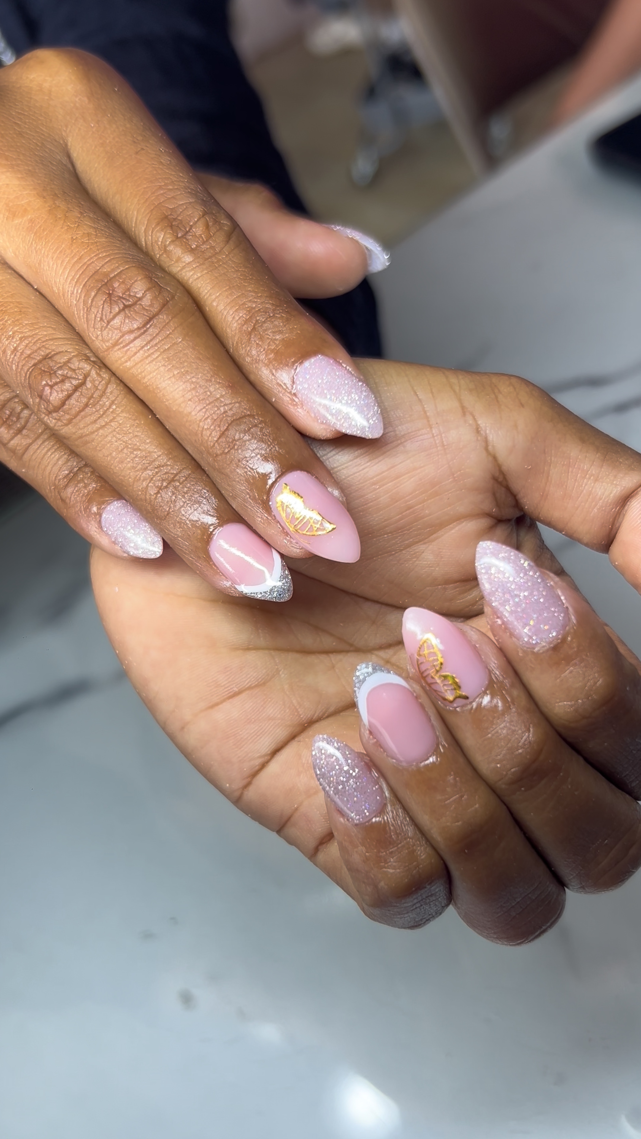 Transisi De Uñas