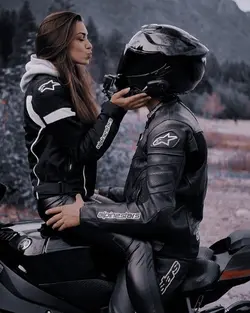 Patthevaikum Parvaik