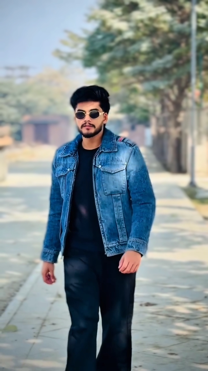 Ek Alt Chahiye 
