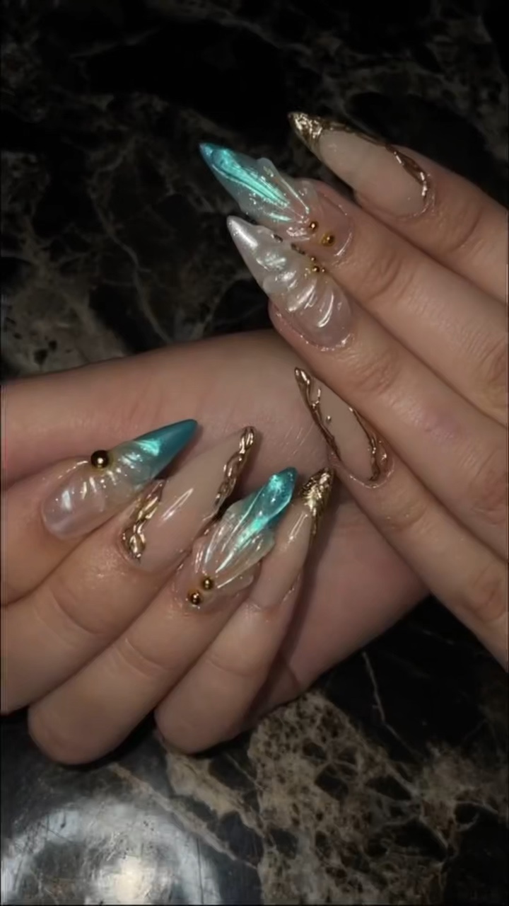 nail