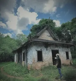 🤍🧎🏻‍♂️