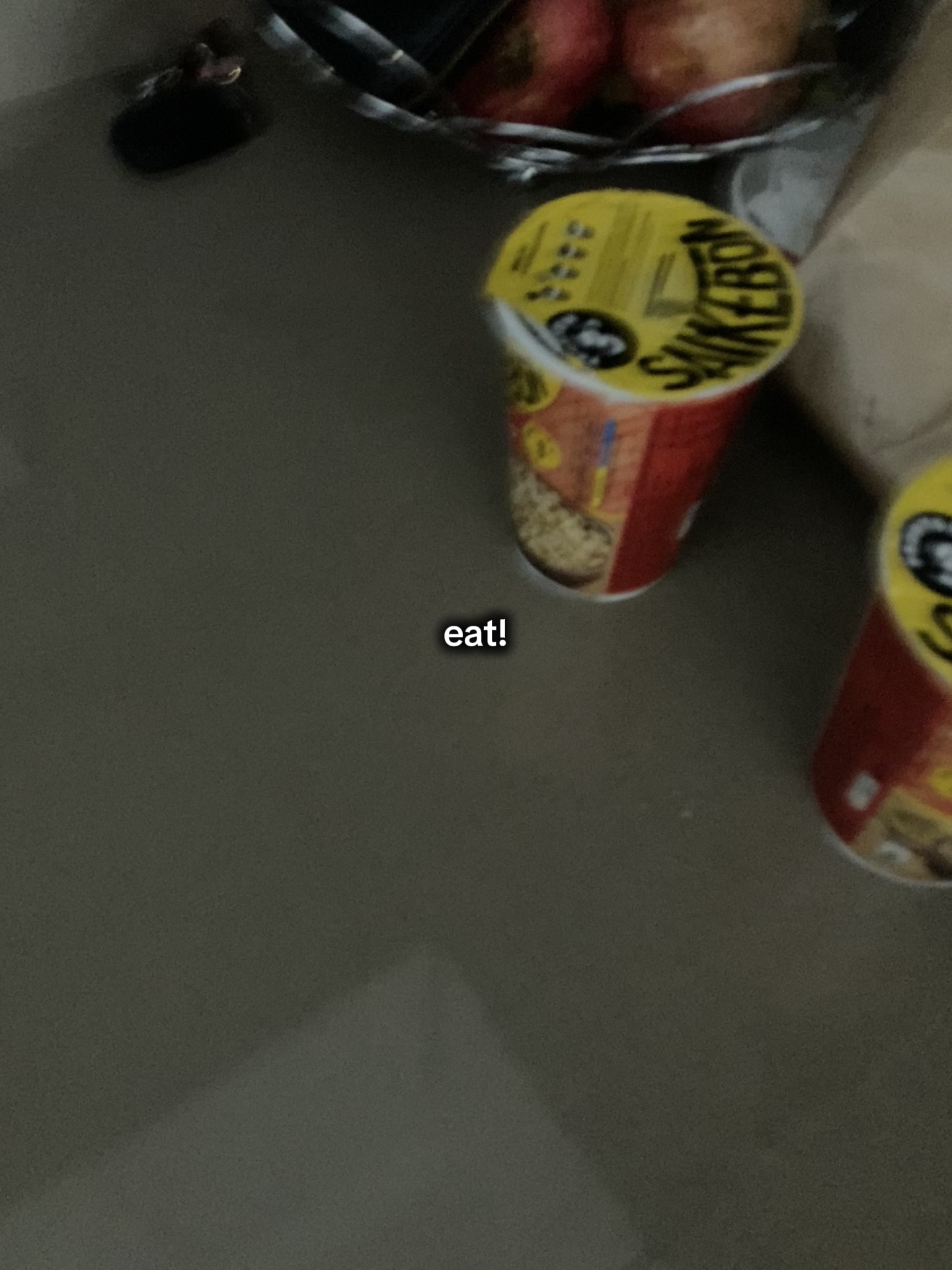 Eu gosto de comer