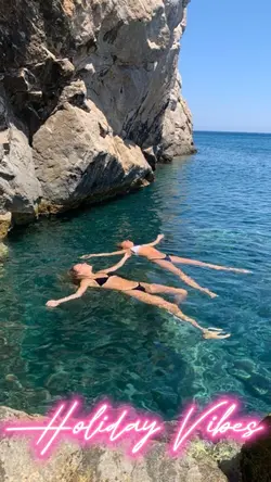 Holiday Vibes 🏝️