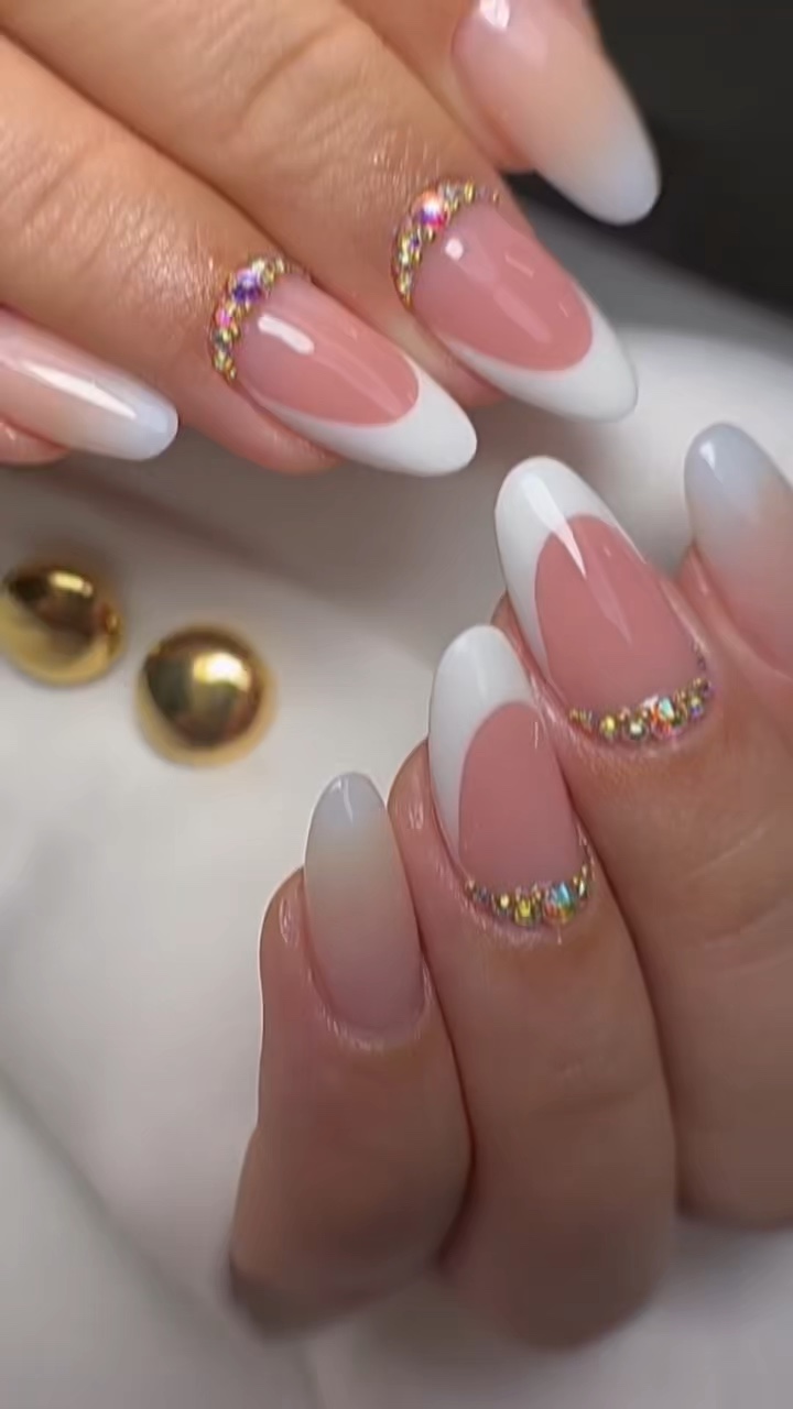 UÑAS