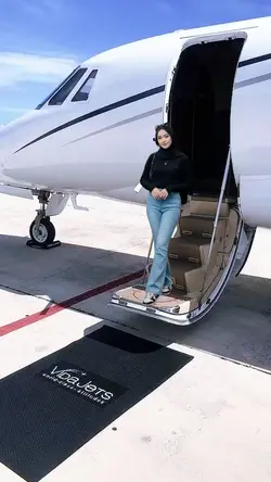 naik pesawat