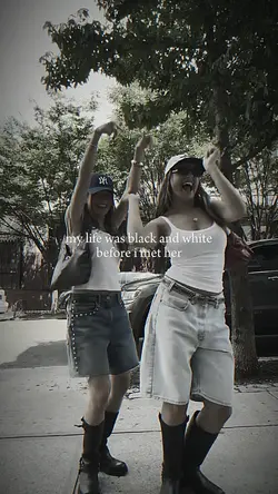 she was the color🎨