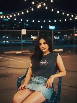 3-Scene Outfit Flip — Fast Glitch Transitions