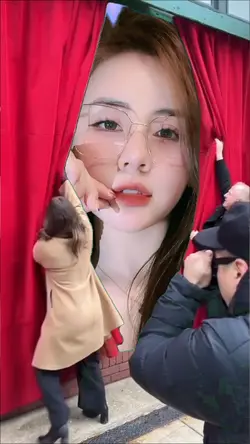 Mẫu TV màn hình lớn 