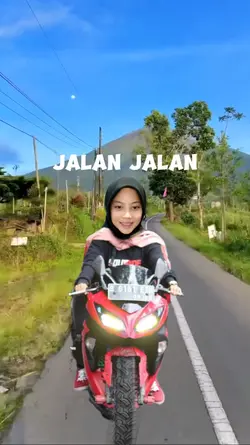 Naik motor 