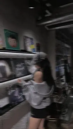 Aesthetic Blur