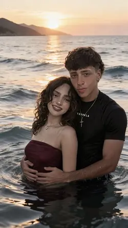 Couple BomanticBeach