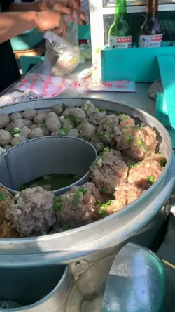 bakso lagi ni
ngiler
