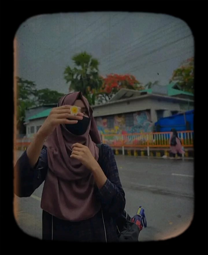 জীবনে যারে চেয়েছি 