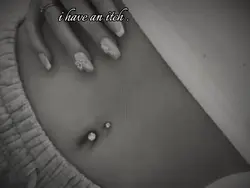 BELLY PIERCING
